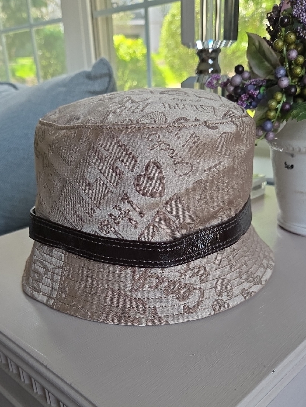 COACH Khaki Graffiti Poppy Bucket Hat M/L - Picture 5 of 8